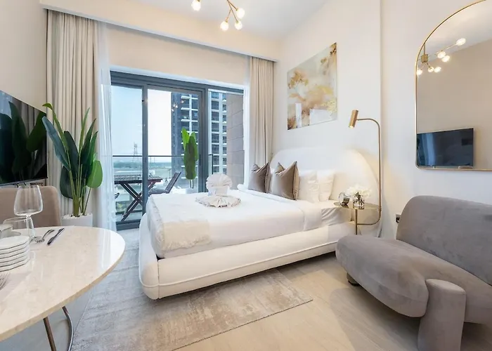 Serene Studio Apartment At Azizi Riviera Near To Burj Khalifa